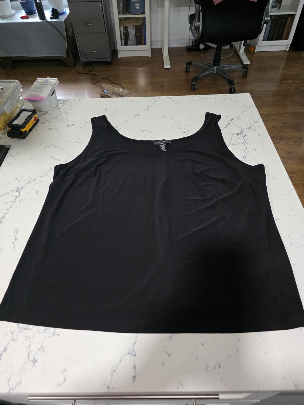 R&M Richards Black Scoop Neck Tank Top